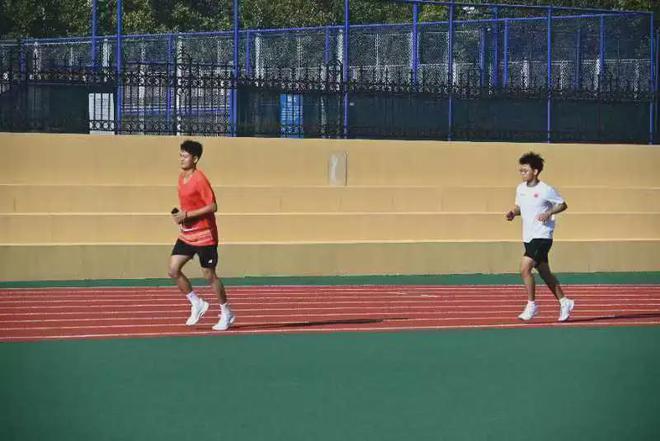 聊城大学：66万平方米田径场华丽变身！(图9)