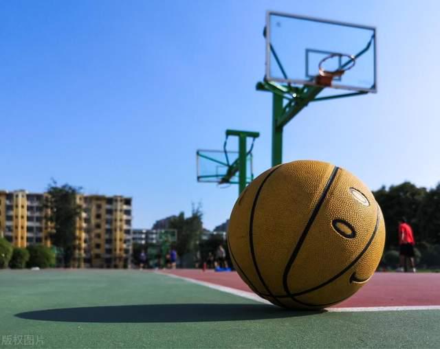 硅PU球场材料有哪些优缺点？(图1)