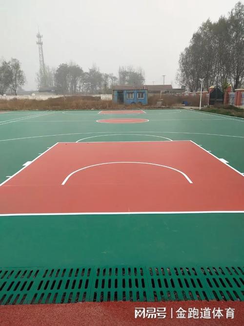 硅 PU 篮球场材料厚度对固化的影响(图2)