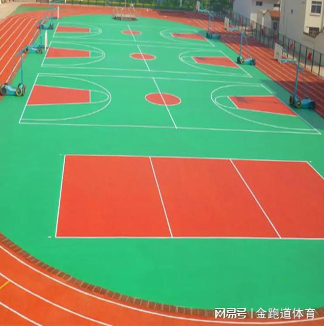 硅 PU 篮球场材料厚度对固化的影响(图1)