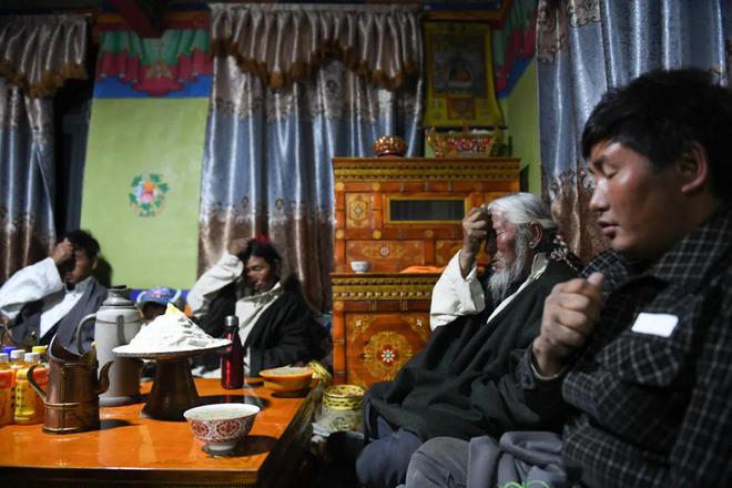 这里的新年静悄悄(图3)