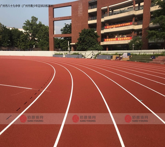 篮球场材料为何选择硅pu材料(图1)