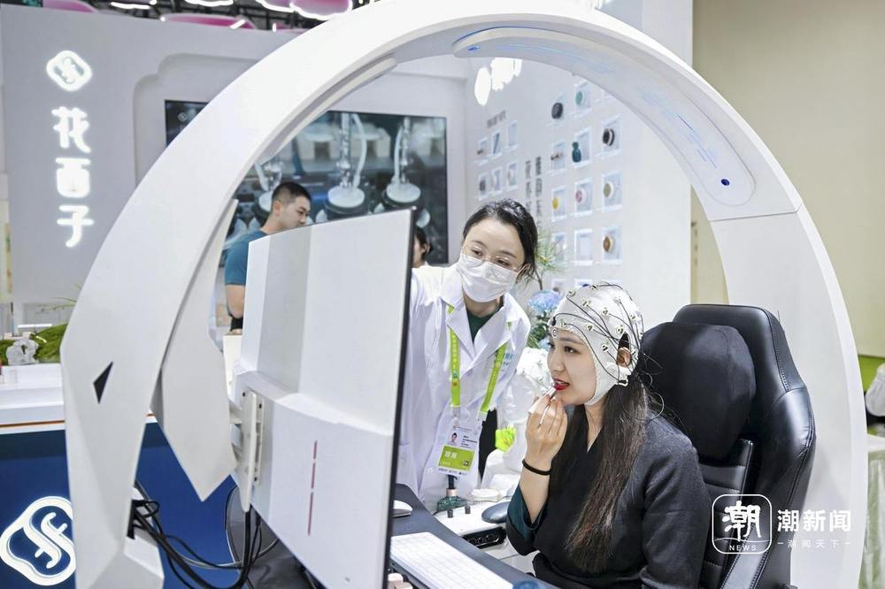 消博会今天闭幕 浙江企业带来科技消费新体验(图4)