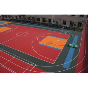 市管处：河滨球场换新颜 群众满意笑开颜(图1)