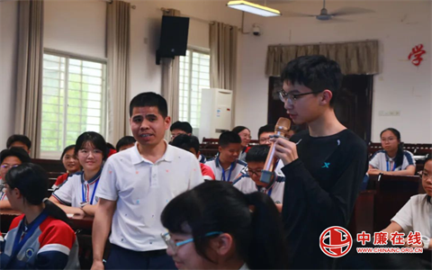 百份提案的温暖回响！ 广信区第七中学“校长有约”提案回应会温情启幕(图6)