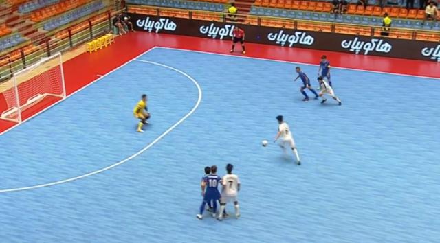 五人制足球特色：两个 “罚球点”门道大不同(图3)