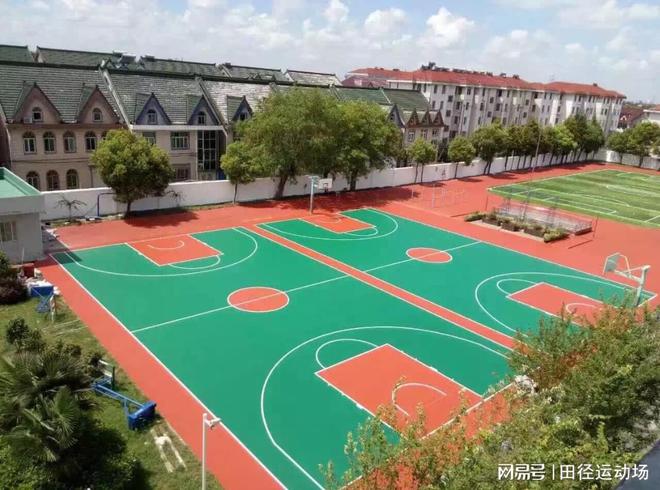 室外篮球场的“黄金搭档”：硅PU球场全解析(图3)
