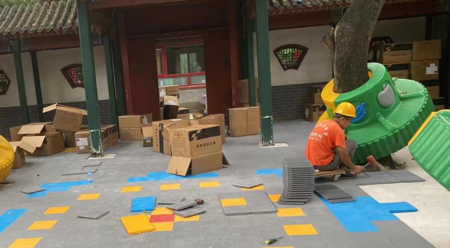 幼儿园升级改造利器——悬浮式拼装地板(图3)