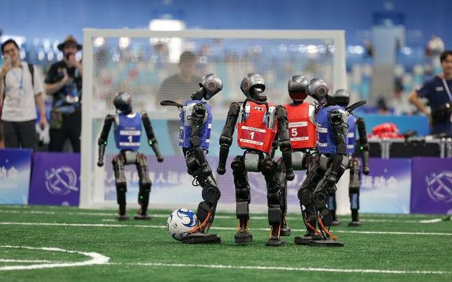 机器人踢球能力突然“狂飙”？对话农大山海队指导老师(图1)