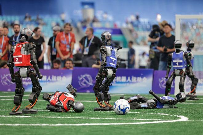 机器人踢球能力突然“狂飙”？对话农大山海队指导老师(图2)