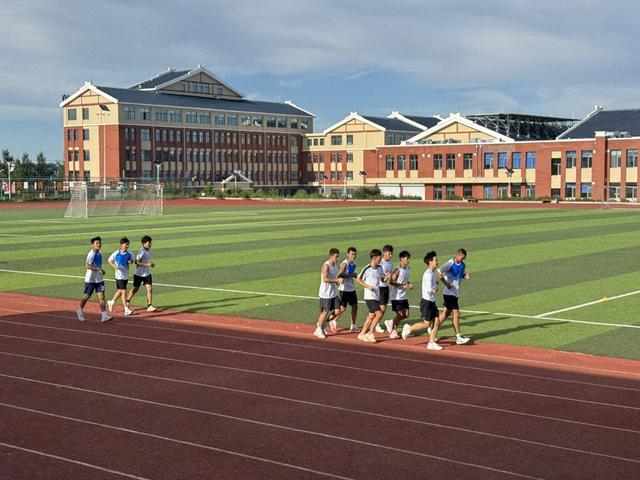 体育人生｜莫力达瓦为何成为“中国曲棍球之乡”？这里凝结传承千年的民族传统(图6)