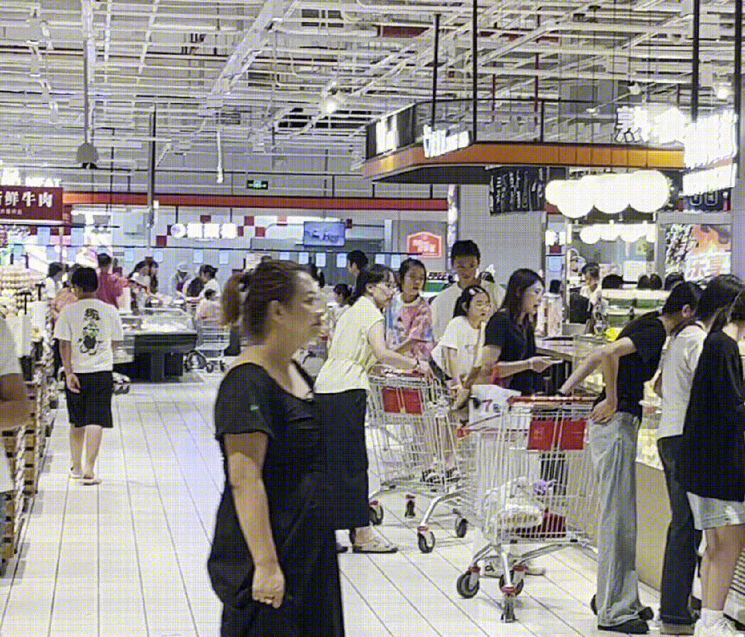 突然火了！深圳人集体闪现这个地方(图1)