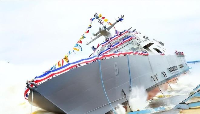 终于扶正朝鲜新驱逐舰抢救成功代价沉重船头已切掉主炮报废(图5)