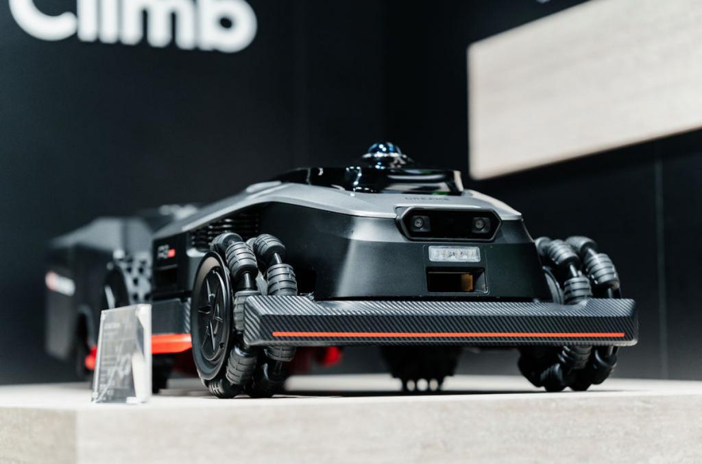 头部庭院机器人激战进行时我们总结了四大看点(图2)