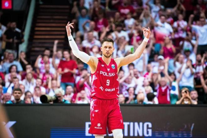 抢周琦、灭东契奇波兰男篮最强球员波尼特卡的篮球故事(图15)