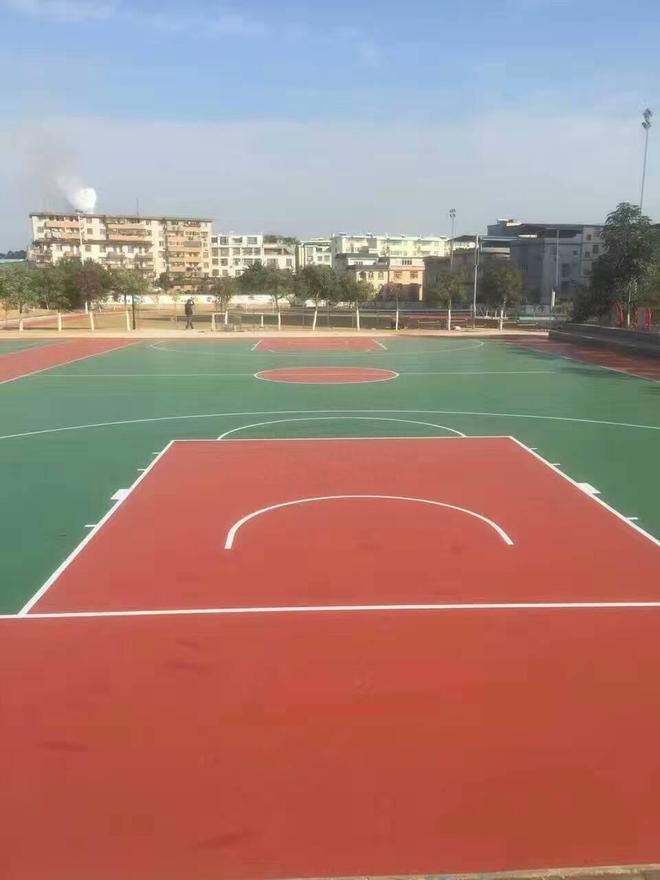 硅PU球场厂家丨硅PU塑胶球场的材料是危险品吗？(图3)