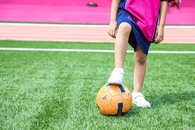 打破刻板印象！现代人造草坪不止于“以假乱真”(图1)