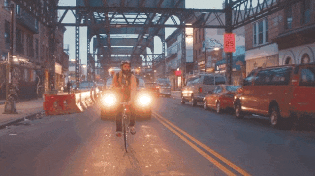 不愧是小黄台这部9分美剧太生猛了(图1)