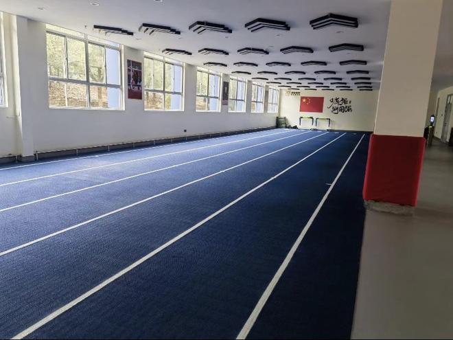 你知道预制性型塑胶跑道的特点吗？(图3)