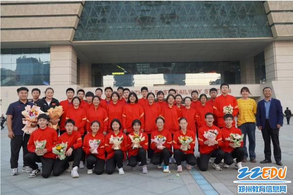 郑州市第一〇三高级中学手球队在全国赛项中再创佳绩(图3)