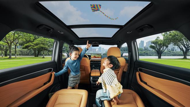 直瀑式格栅3种座椅布局 第三代豪越L正式亮相(图8)