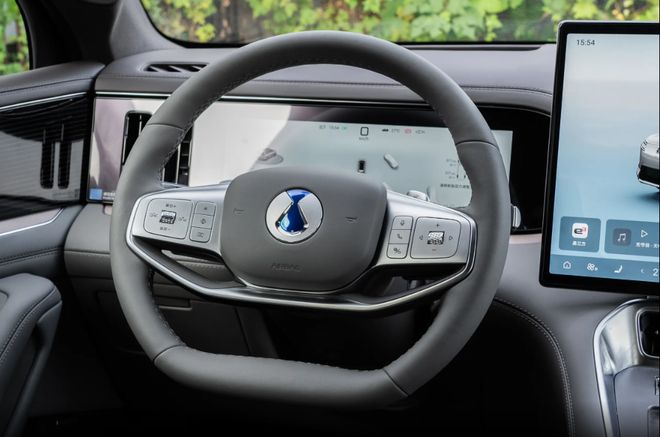 20万的热门大五座SUV方程豹钛7到底能不能买？来看车主怎么说(图12)