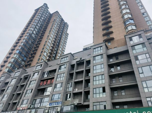 河南一开发商变卖男子34套房产：自称出于“善意考虑”假公证书顺利通过三层审核(图4)