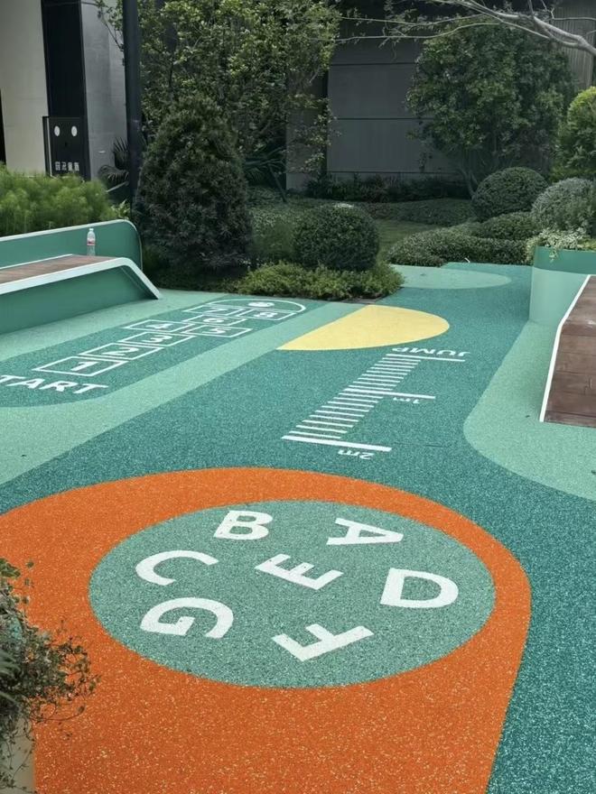 EPDM 塑胶跑道的 “弹性魔法”原来是这么来的(图2)