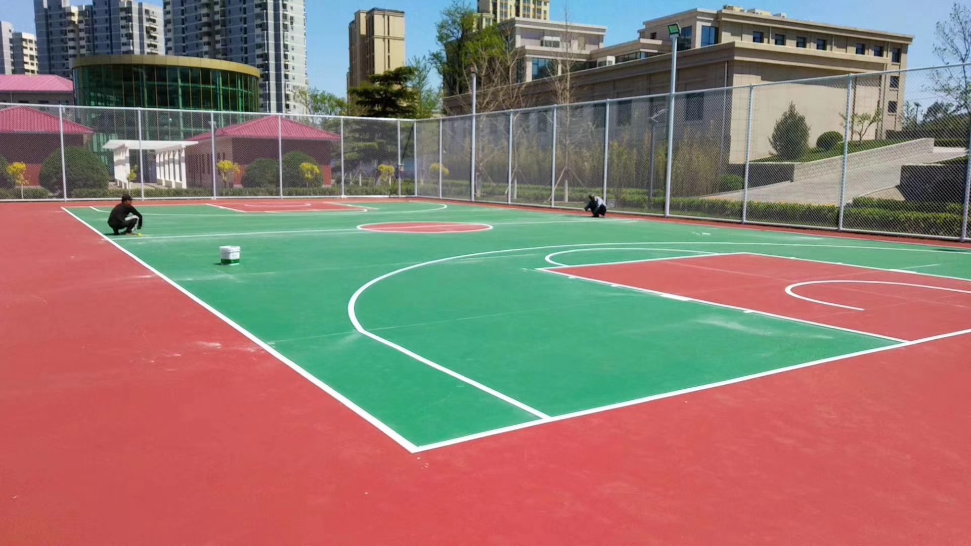 塑胶篮球场铺设应该注意的几个问题(图1)