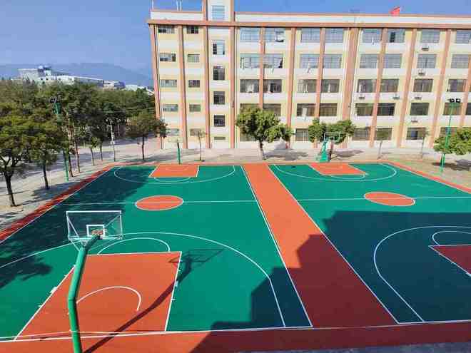 亲测2026塑胶跑道厂家：案例分享+实践效果复盘(图1)