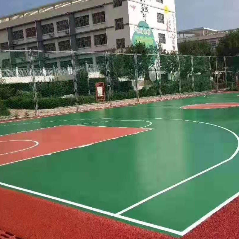 北部战区海军某队：两任队政委接力修跑道(图1)