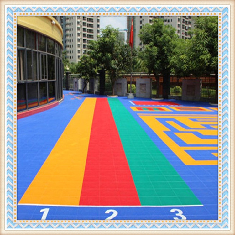 私自拼装制售假冒高校文创产品8人被刑拘涉案金额超百万元(图1)