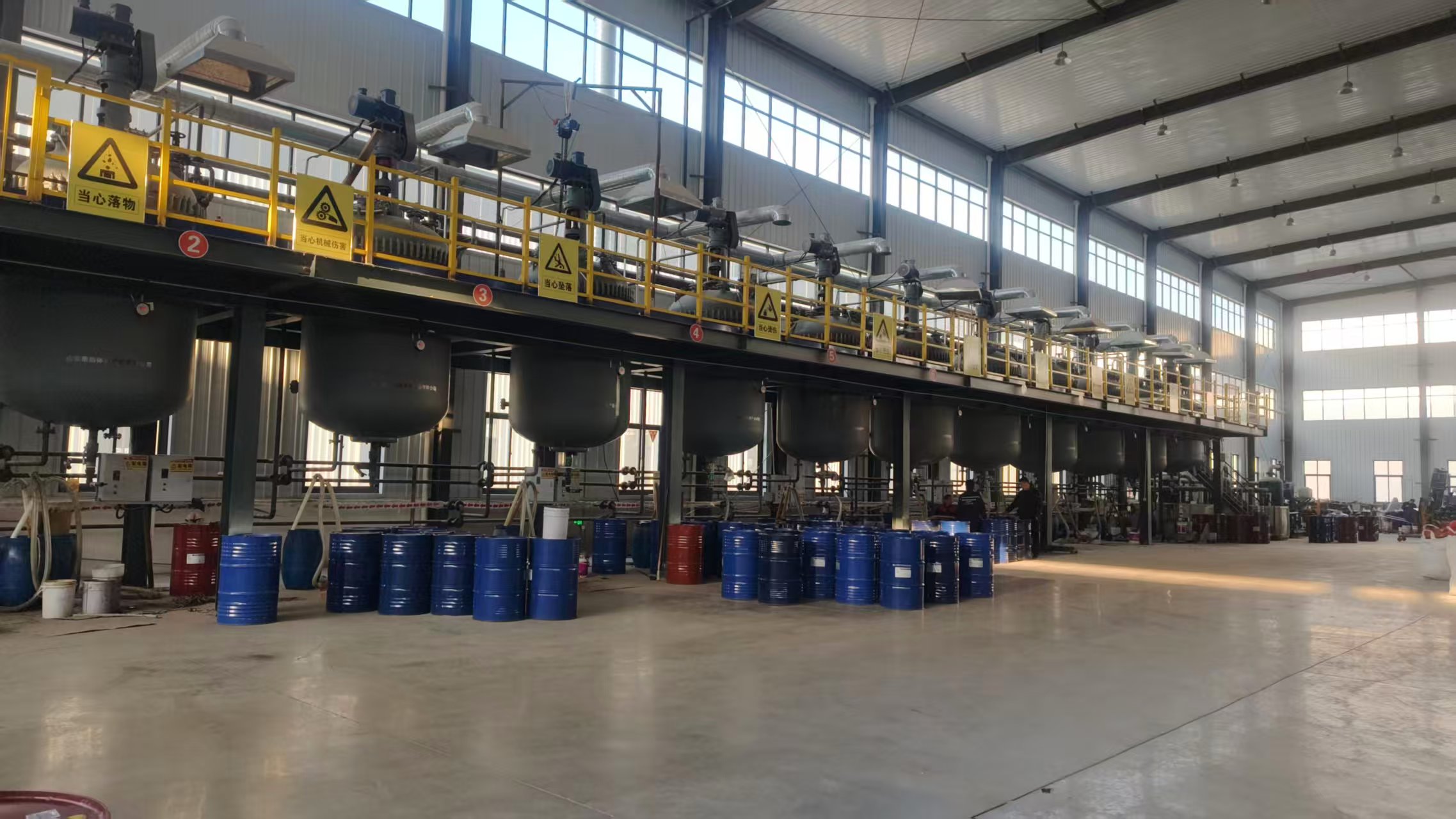 人造草坪服务商怎么选？2026年实力解析：中诚华建如何成为行业优选(图1)