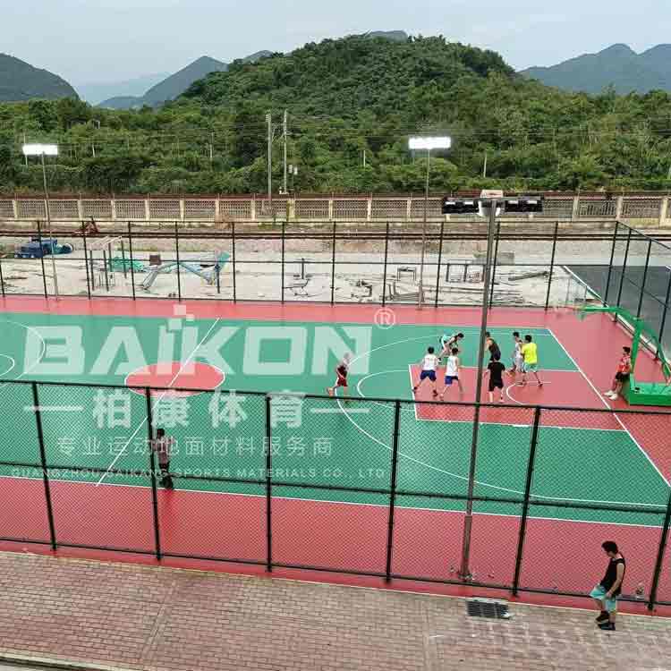 英德硅PU球场塑胶球场(图2)