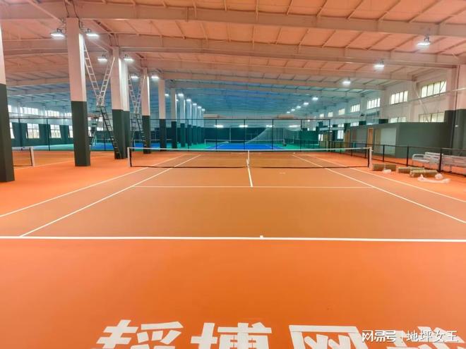 广西硅PU球场选固道：耐潮湿、抗回南天、防脱层(图1)